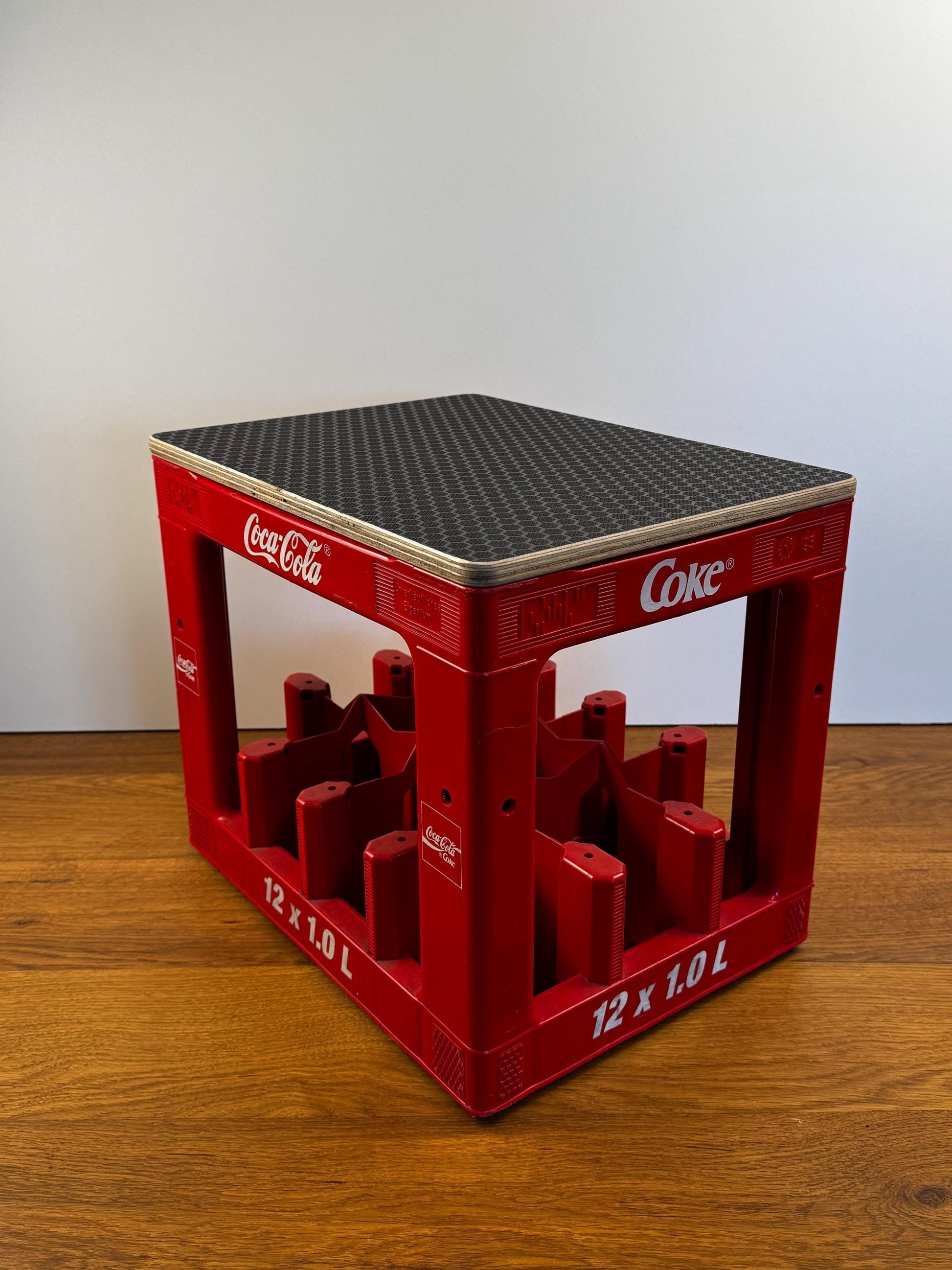 Deckel für Coca-Cola Kasten, als Tisch oder Sitzauflage - personalisierbar