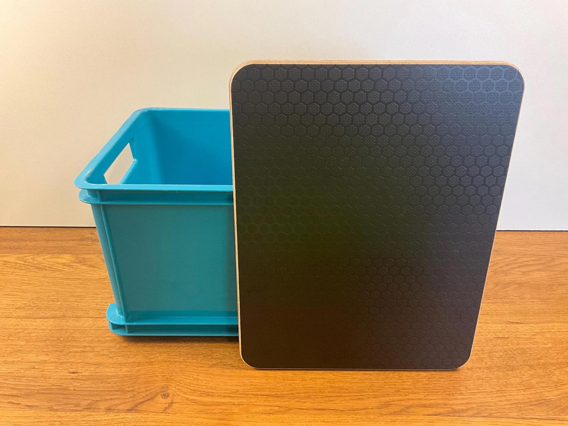 Abdeckung für Curver Unibox mit 30 bzw. 15 Liter, personalisierbar, als Beistelltisch oder Sitzauflage. Auch super für Outdoor Aktivitäten