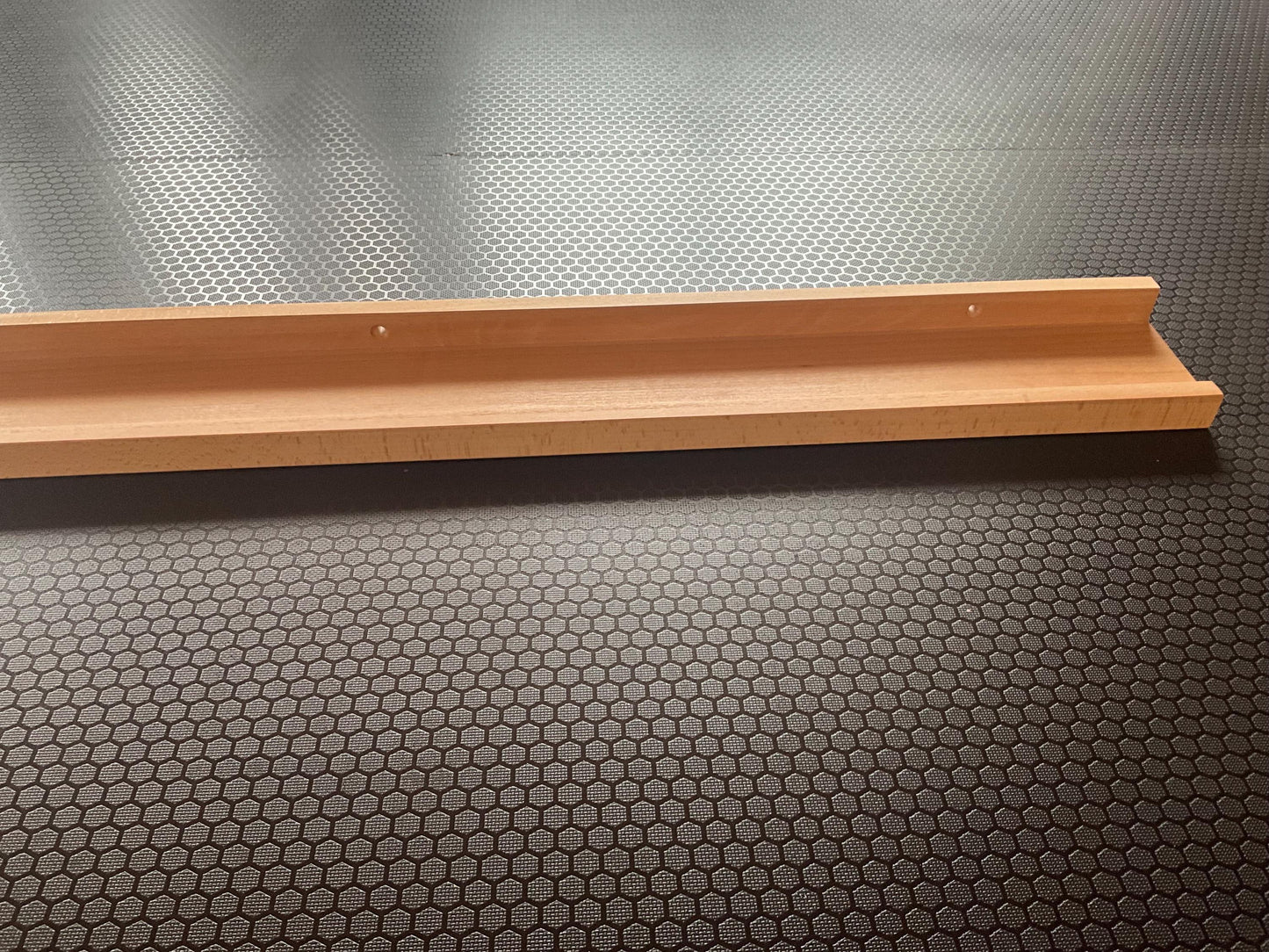 Bilderleiste, Buche Natur, Wandregal, hochwertiges Bilderregal, Dekoregal, in verschiedenen Längen