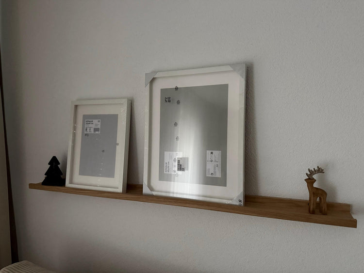 Kundenfoto Bilderleiste Eiche Natur mit Bilderrahmen und Deko