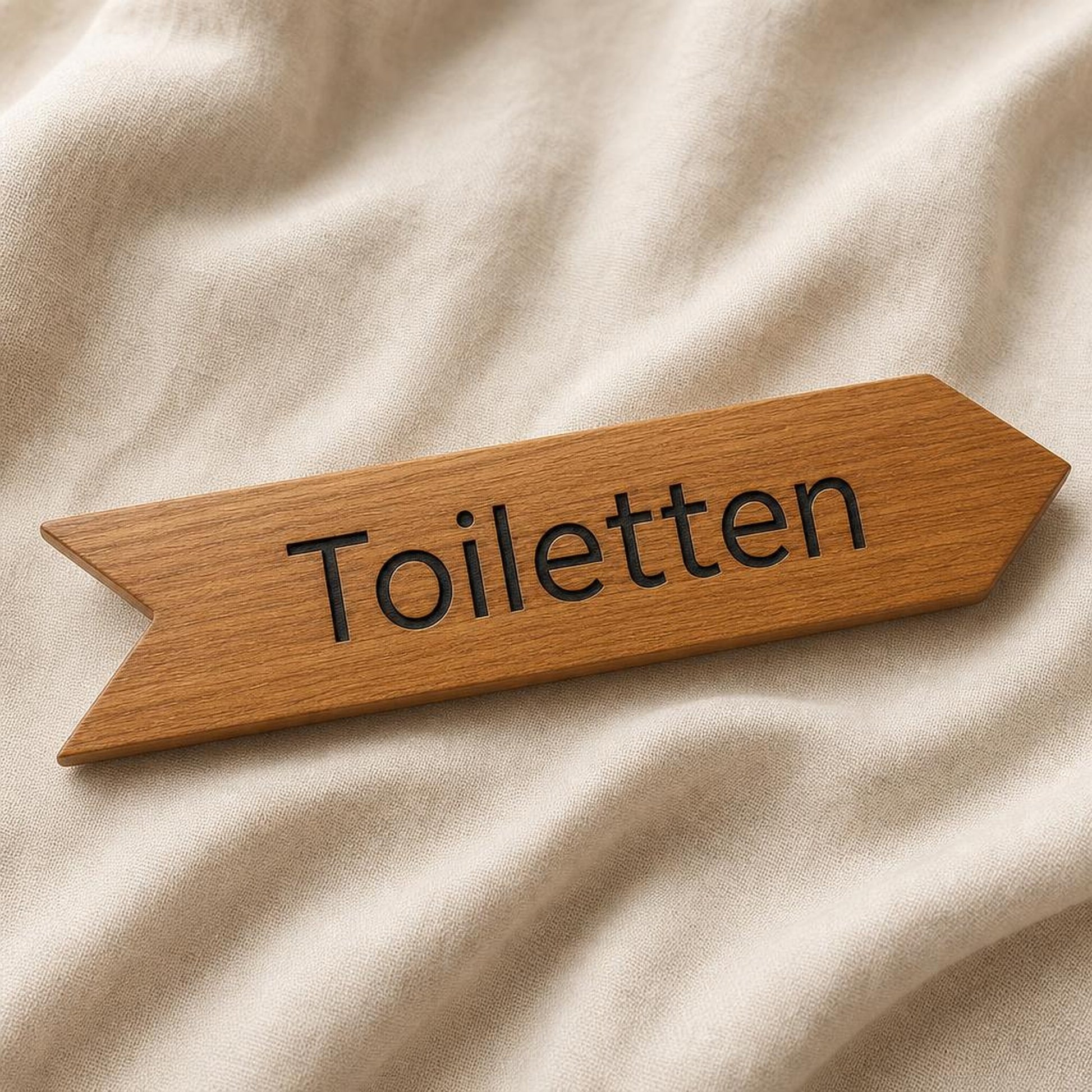 Eichen Wegweiser Toiletten – geölt, Studio